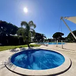 Sunny Garden With Pool By Homing ヴィラモウラ