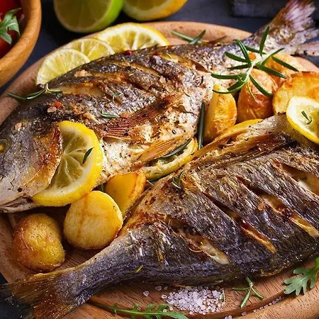 Sunny Garden With Pool By Homing